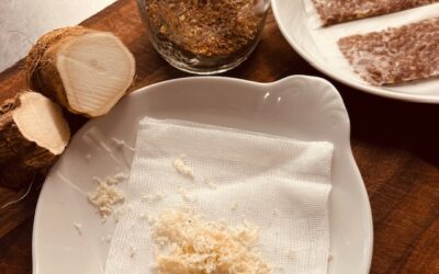 Sinusitis natürlich lindern: Leinsamen- und Meerrettich-Auflagen